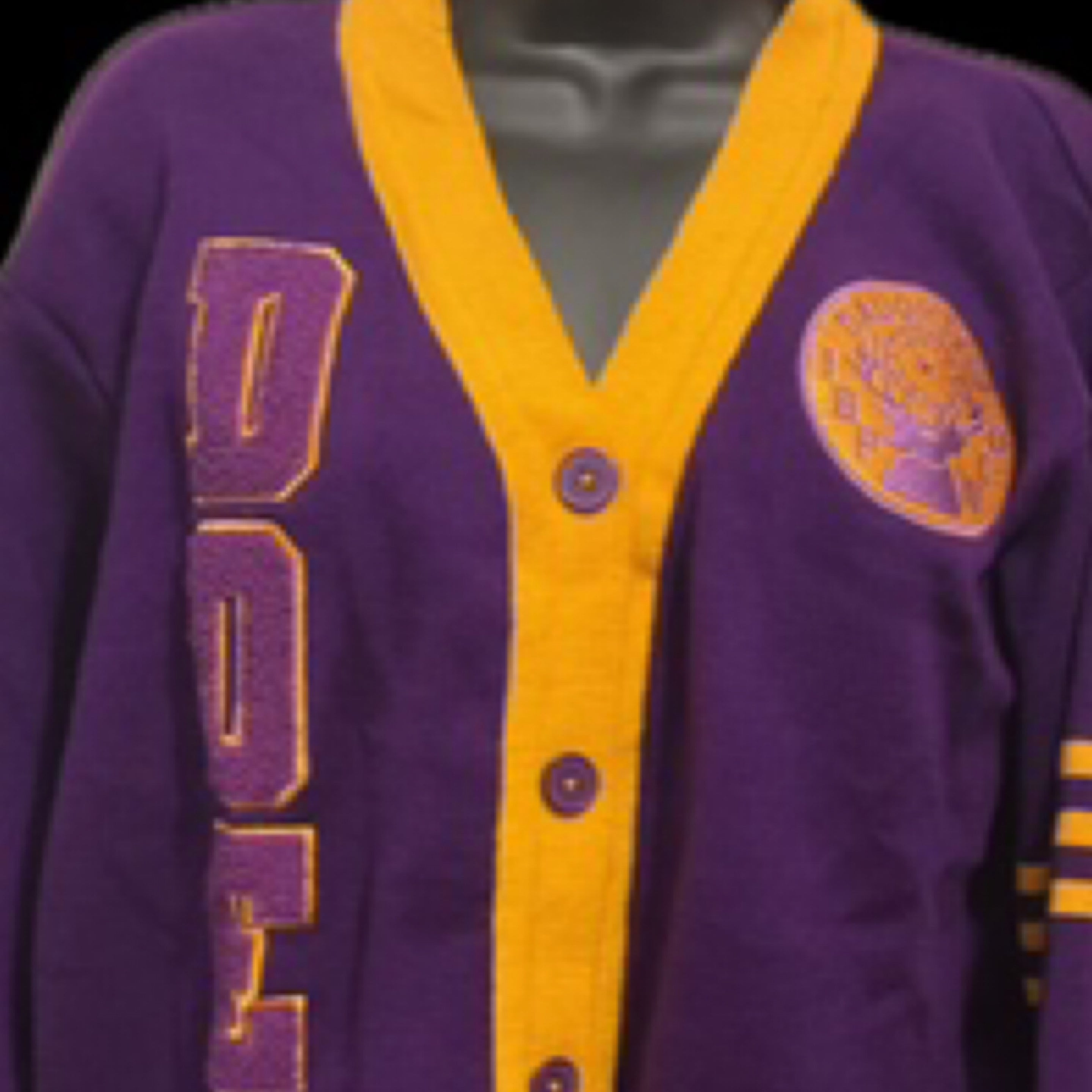 D.O.E CARDIGAN SWEATER